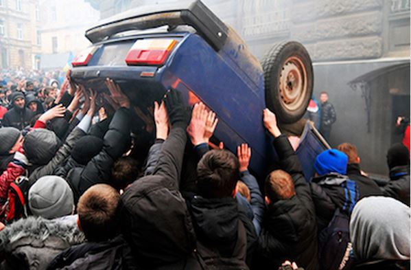 Почему украинцам все равно?