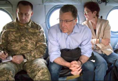 К. Волкер на Украине: кнут и пряник