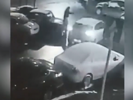 Владельца сети цветочных магазинов расстреляли в упор из пистолета — видео