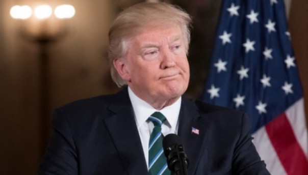 Ким из Москвы заставил Трампа просить о мире