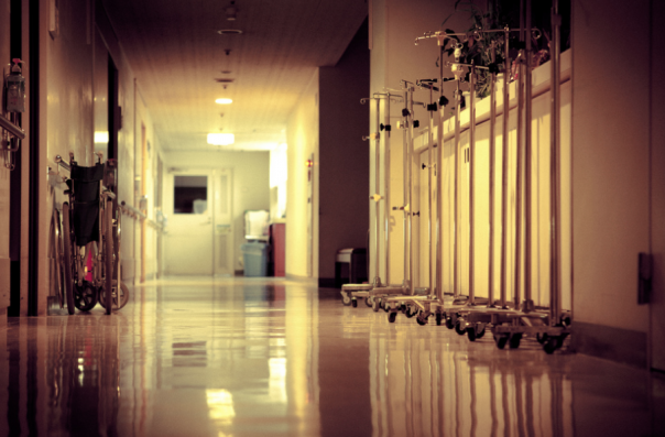 Неизвестный открыл стрельбу в одной из больниц Еревана