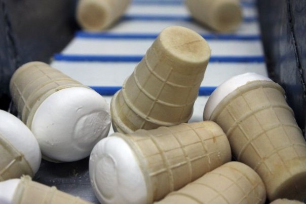 "Преступление века". Полиция с автоматами взяла 7-летнего за кражу мороженого