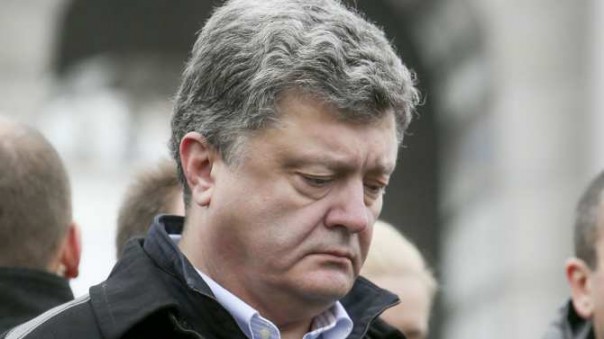Порошенко разрешил США себя прослушивать и теперь от этого страдает