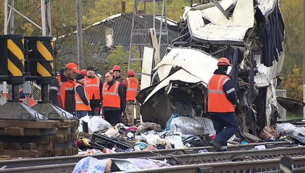 Трагическое ДТП во Владимирской области: поезд протаранил автобус, погиб 21 человек