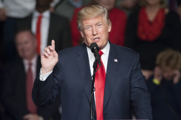 Трамп грозит пересмотреть сделку по Ирану. Лидеры Германии, Франции и Британии выступили за сохранение ядерной сделки с Ираном