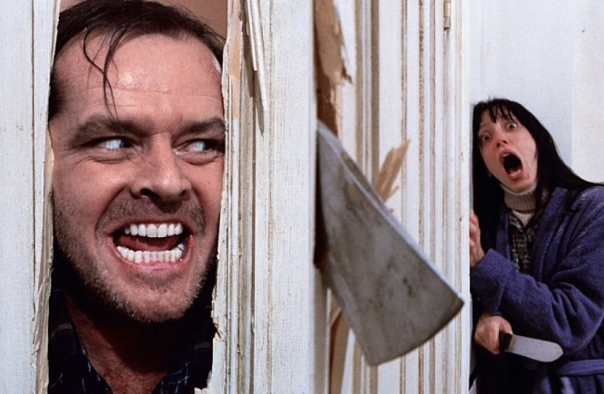 В украинском Чернигове посетитель с топором напал на прокурора