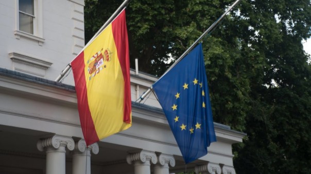 Противоположности. Кризис европейской идентичности