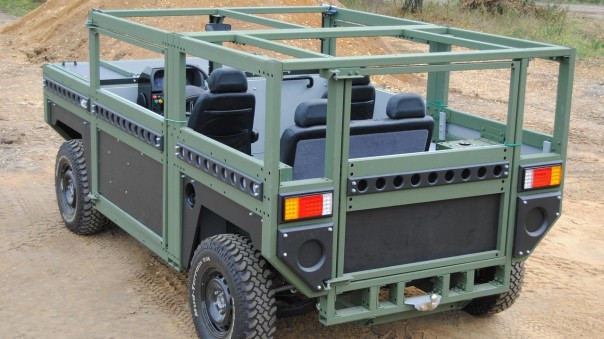 Русский инженер построил внедорожник с гарантией 100 лет