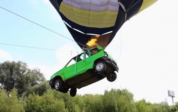 Россиянина оштрафовали за вождение "летающей" машины