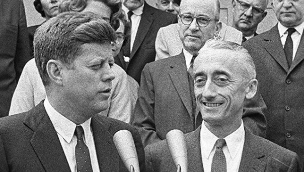 Документ ФБР: в СССР убийство Кеннеди считали заговором вице-президента