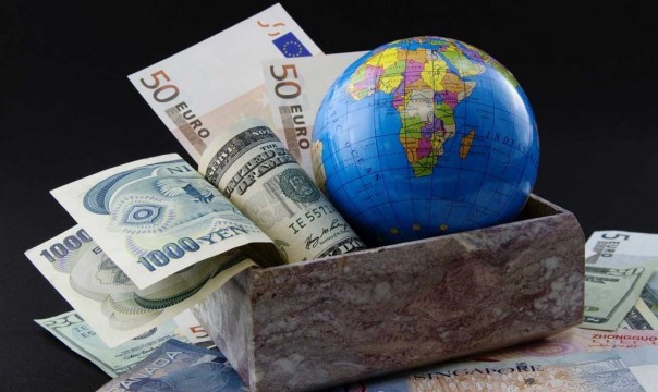 Европа борется с «тенью», а Америка наблюдает