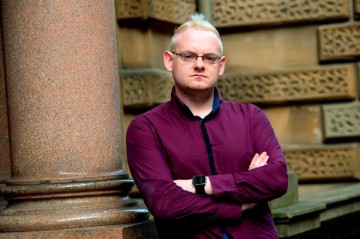 Ибо нехрен без трусов в юбке ходить