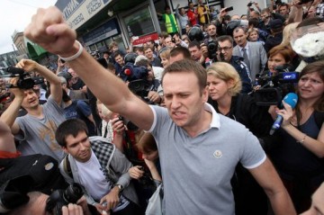 Навальный создает армию детей потерянного поколения
