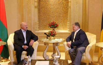 Порошенко нашел Лукашенко и в ОАЭ