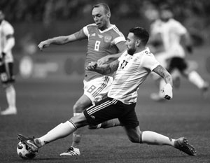 Сборная России по футболу проиграла Аргентине