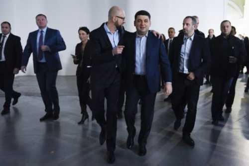 Украина: псевдовоенный камуфляж