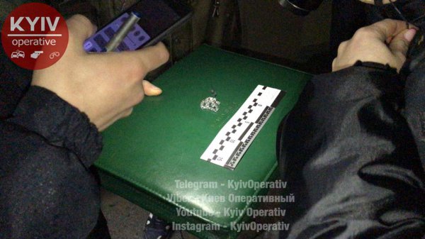 В Киеве солдаты-срочники Нацгвардии ограбили мужчину на рынке