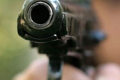 Неизвестный открыл стрельбу по толпе в Днепропетровске, есть раненые