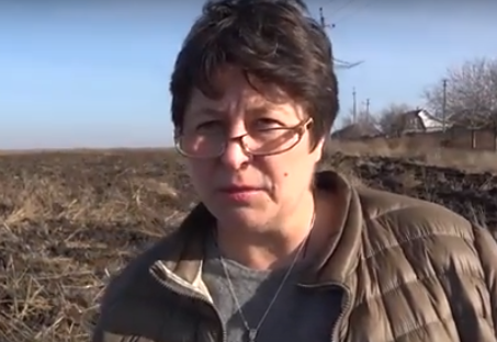 Под Мариуполем полицаи и прокурорские отобрали землю у местных в пользу боевиков "АТО"