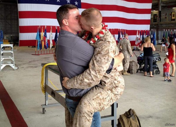 Сексуально-озабоченная армия США