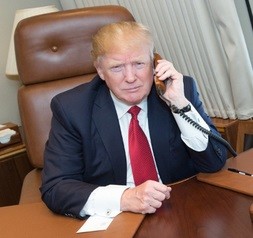 Трамп уведомил Эрдогана о пересмотре поддержки союзников в Сирии