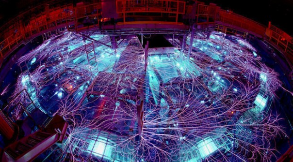 Билл Гейтс, Илон Маск и Ларри Пейдж зажгут первую "ядерную свечку" для Украины