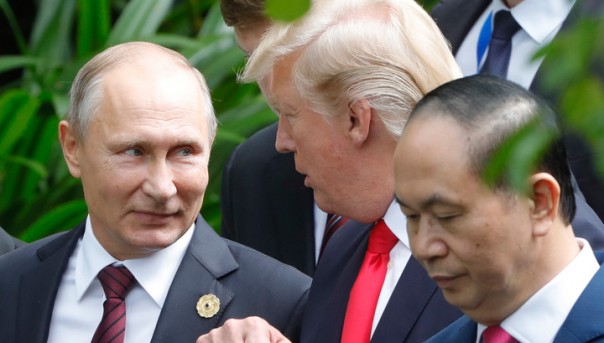 Путин и Трамп пообщались на саммите АТЭС. Создана декларация России и США по Сирии