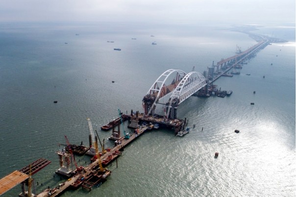 Россияне выберут название моста в Крым путём голосования