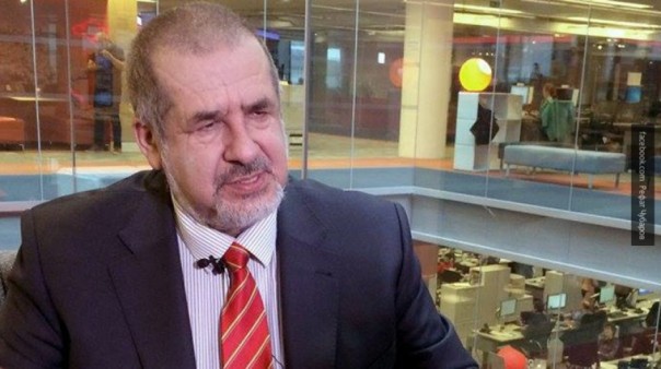 «Они готовят пушечное мясо!» – Чубаров закатил истерику из-за российских паспортов