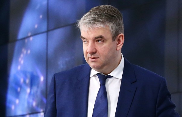 Глава Роструда считает, что россиянам следует больше работать