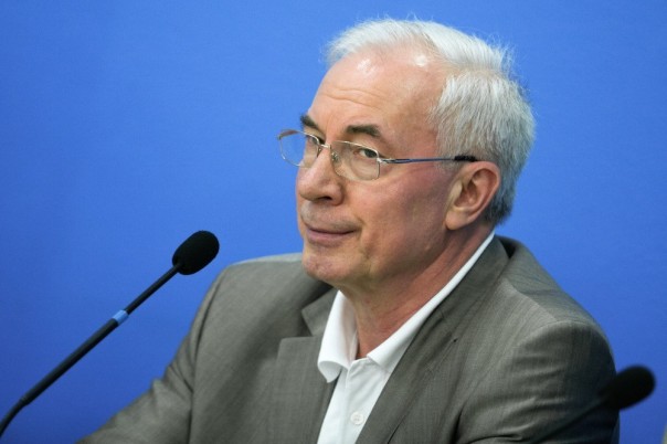 Экс-премьер Украины: в Киеве нужно создать временное правительство