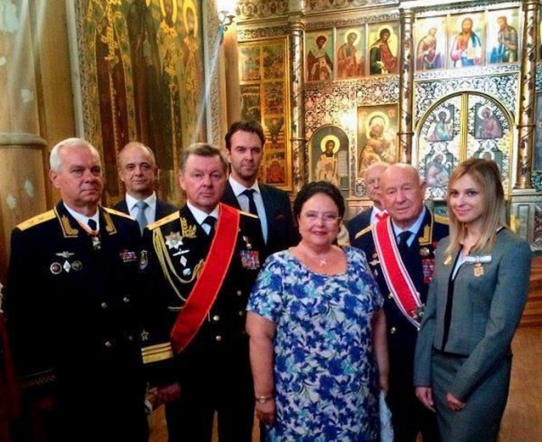 Эвона как её торкнуло...