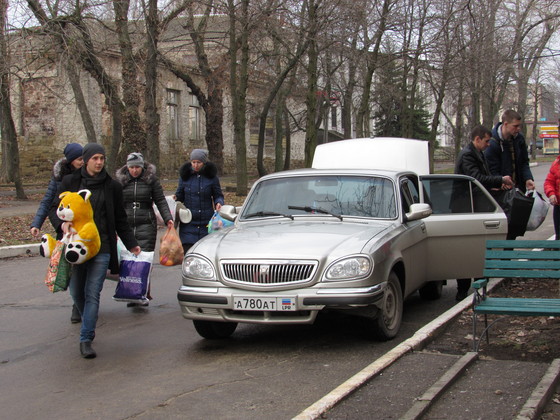 Сводка от НМ ЛНР 18.12.2017. Пьяные укрофашисты продолжают терроризировать и грабить мирных жителей на подконтрольной Киеву территории. 