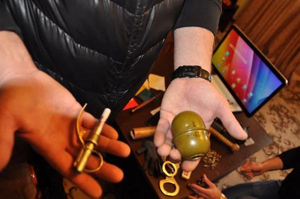 В Харькове задержали банду рэкетиров, взрывавших автосалоны и аптеки