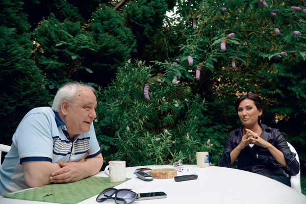 Разгорается скандал вокруг преемницы доктора Лизы