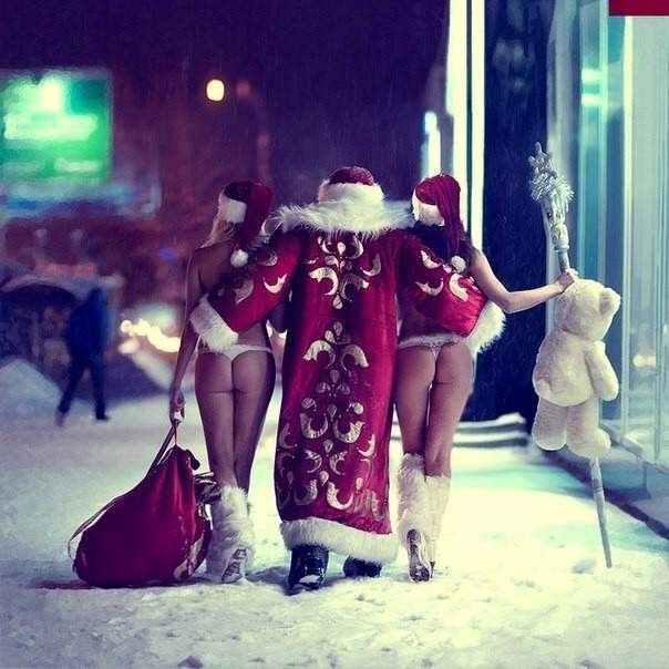 Дед Мороз и Снегурочка (из хулиганского)