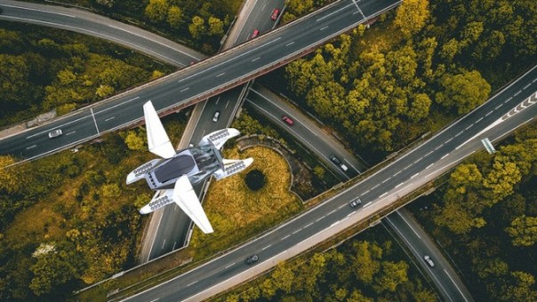 В России разработали электросамолет с вертикальным взлетом