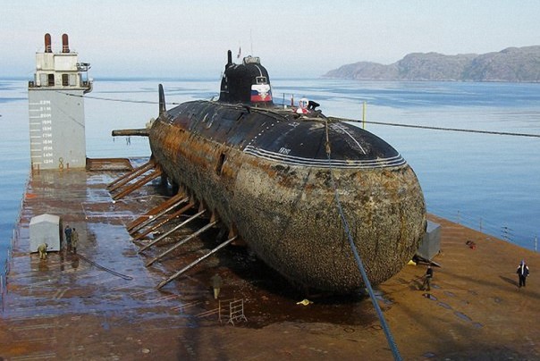 Последний причал. Мощь и гордость российского флота в 1990-е распилили на куски
