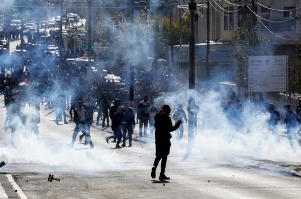 Покончил с миром! За решение Трампа платят человеческими жизнями: счет пострадавших пошел на сотни