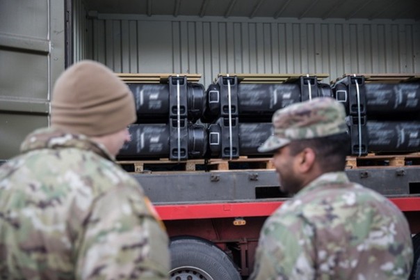 Похоже скоро у укрофашистов появятся "Javelin"