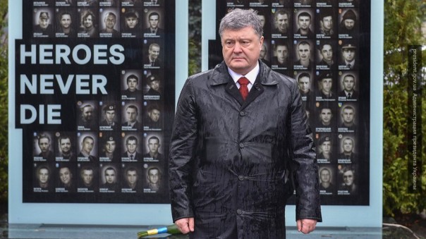 Порошенко заявил, что история не должна влиять на польско-украинские отношение