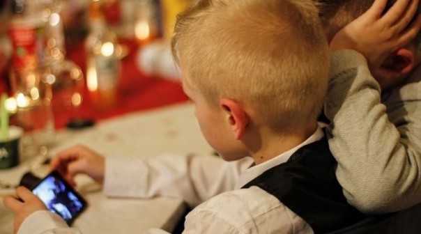 Роскомнадзор обуздает биоидентификацию детей