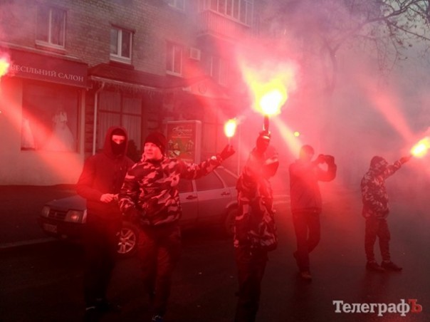 Это норма: В Кременчуге подрались Нацкорпус и полиция