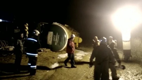 На Кубани сошли с рельсов три цистерны с метанолом