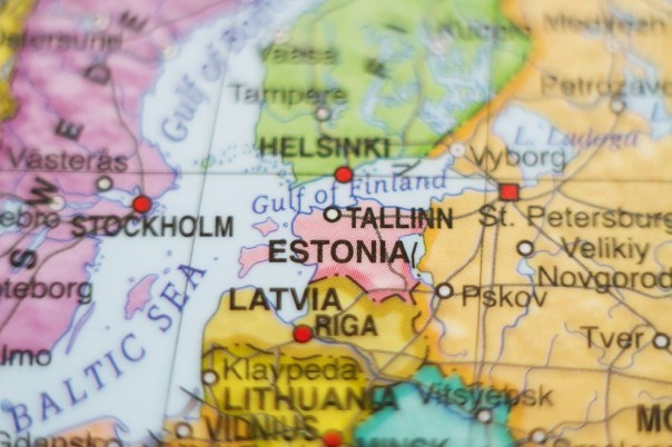 Власти Латвии наняли стукачей-доносчиков в борьбе с русским языком