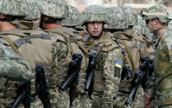 Украина снова кинула своих «героев»