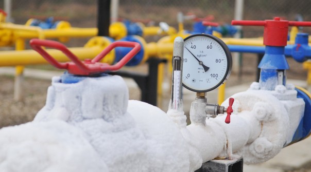 «Блеф и попытка сохранить лицо»: в России ответили на слова Порошенко о готовности закупать только «честный» газ