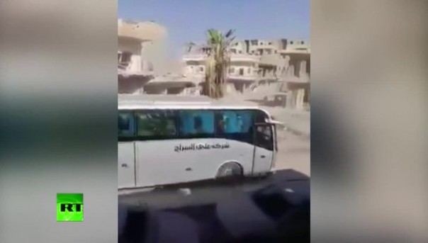 Американские военные помогали игиловцам бежать из Ракки