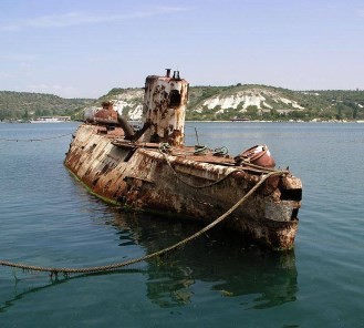 Как за новые: Киев готовит счет за корабли в Крыму