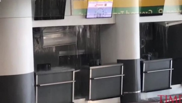 В аэропорту Нью-Йорка случился потоп